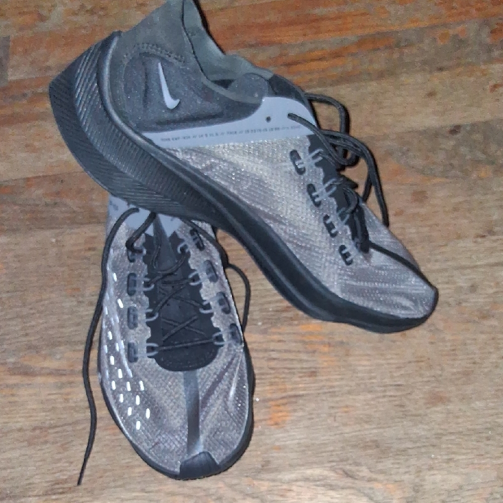 Nike Men's EXP-X14 Running Shoe Mens Black Dark Grey Wolf Grey Size 9.5